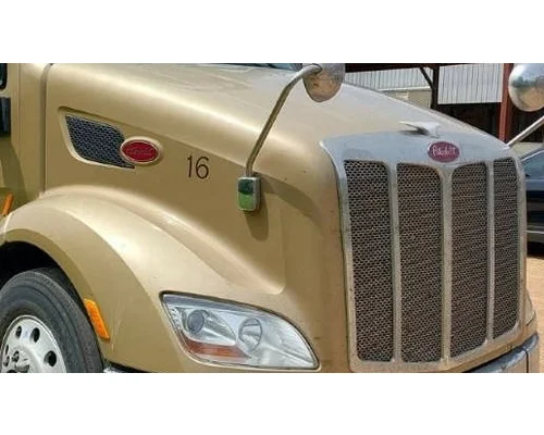PETERBILT 579 2012-2022 HOOD
