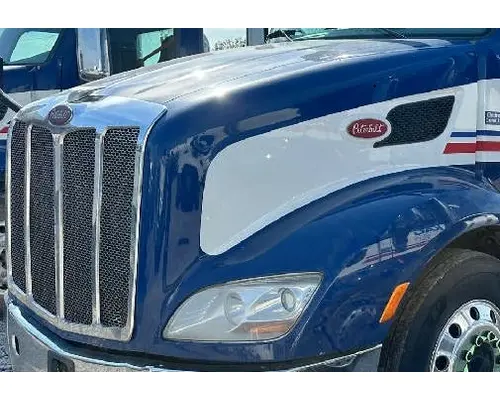 PETERBILT 579 2012-2022 HOOD