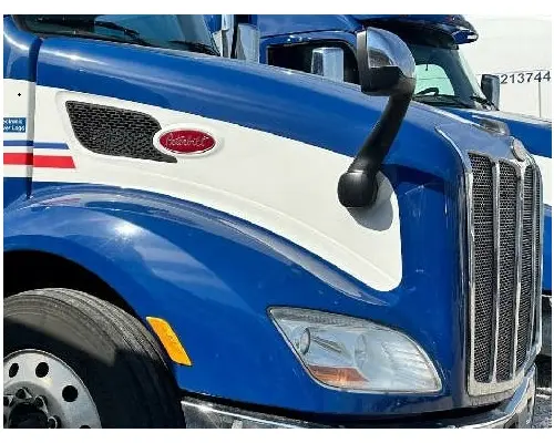 PETERBILT 579 2012-2022 HOOD