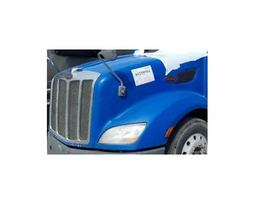 PETERBILT 579 2012-2022 HOOD