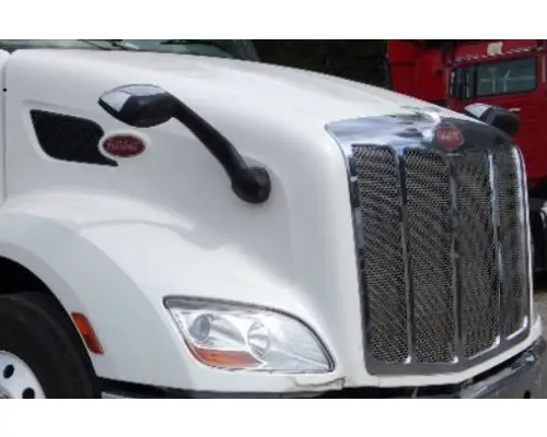 PETERBILT 579 2012-2022 HOOD
