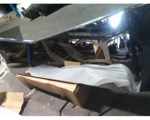 PETERBILT 579 2013-2022 BUMPER ASSEMBLY, FRONT