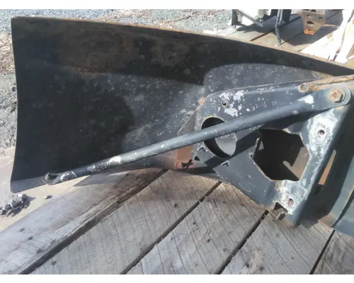 PETERBILT 579 2013-2022 BUMPER ASSEMBLY, FRONT