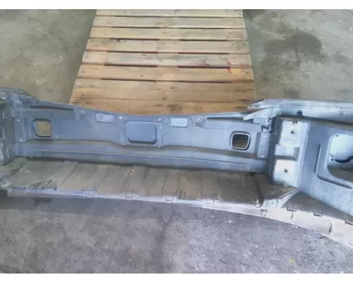 PETERBILT 579 2013-2022 BUMPER ASSEMBLY, FRONT