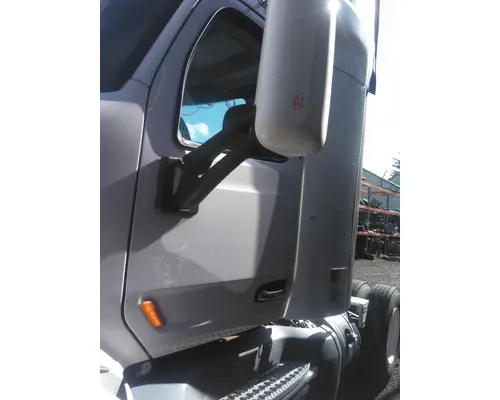 PETERBILT 579 2013-2022 DOOR ASSEMBLY, FRONT