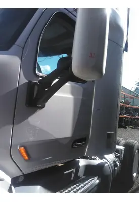 PETERBILT 579 2013-2022 DOOR ASSEMBLY, FRONT