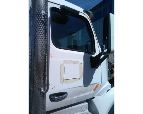 PETERBILT 579 2013-2022 DOOR ASSEMBLY, FRONT