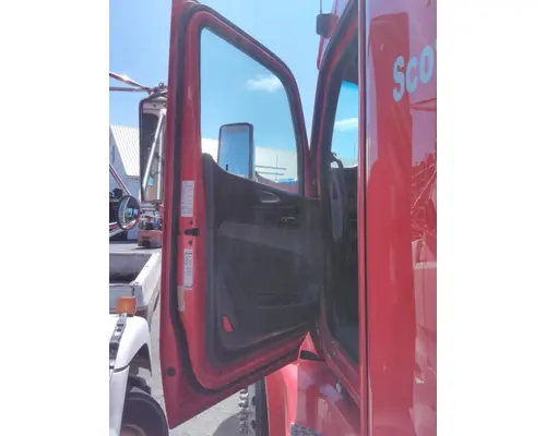 PETERBILT 579 2013-2022 DOOR ASSEMBLY, FRONT