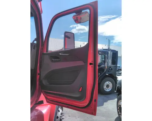 PETERBILT 579 2013-2022 DOOR ASSEMBLY, FRONT