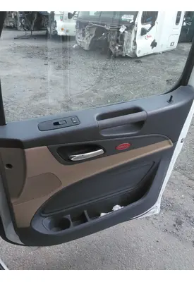 PETERBILT 579 2013-2022 DOOR ASSEMBLY, FRONT