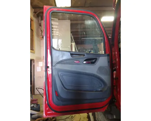 PETERBILT 579 2013-2022 DOOR ASSEMBLY, FRONT