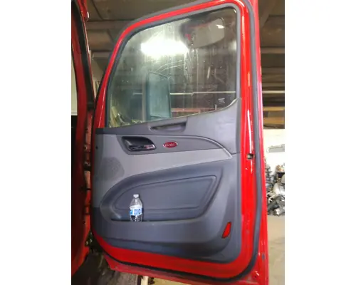 PETERBILT 579 2013-2022 DOOR ASSEMBLY, FRONT