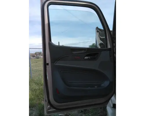 PETERBILT 579 2013-2022 DOOR ASSEMBLY, FRONT