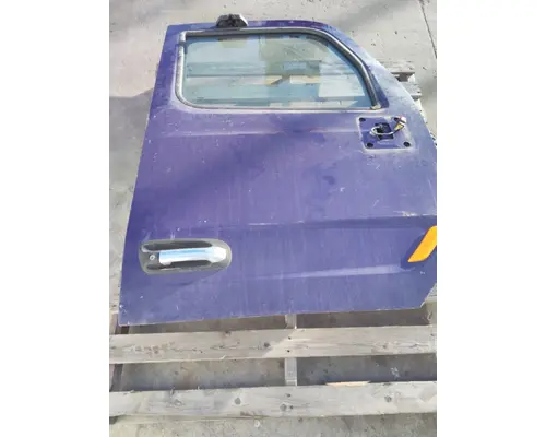 PETERBILT 579 2013-2022 DOOR ASSEMBLY, FRONT