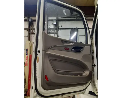 PETERBILT 579 2013-2022 DOOR ASSEMBLY, FRONT