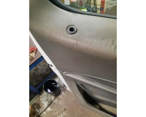 PETERBILT 579 2013-2022 DOOR ASSEMBLY, FRONT