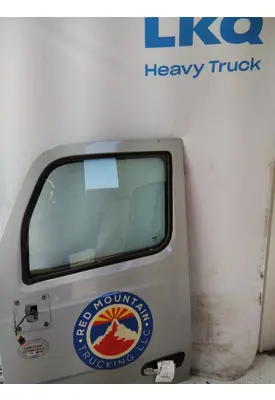 PETERBILT 579 2013-2022 DOOR ASSEMBLY, FRONT