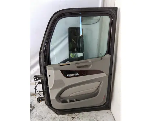 PETERBILT 579 2013-2022 DOOR ASSEMBLY, FRONT