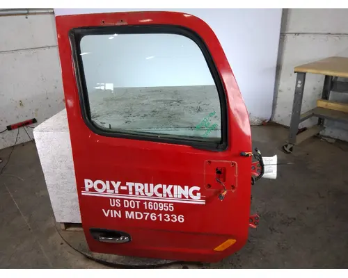 PETERBILT 579 2013-2022 DOOR ASSEMBLY, FRONT