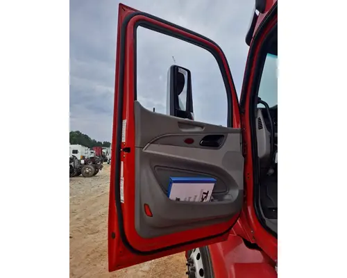 PETERBILT 579 2013-2022 DOOR ASSEMBLY, FRONT