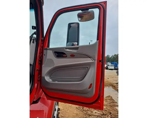 PETERBILT 579 2013-2022 DOOR ASSEMBLY, FRONT