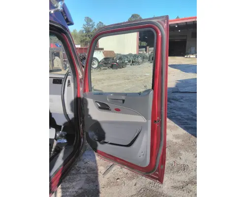 PETERBILT 579 2013-2022 DOOR ASSEMBLY, FRONT