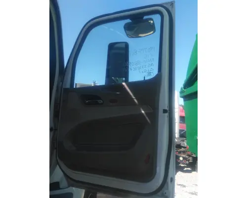 PETERBILT 579 2013-2022 DOOR ASSEMBLY, FRONT