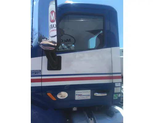 PETERBILT 579 2013-2022 DOOR ASSEMBLY, FRONT