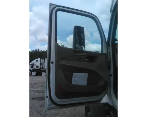 PETERBILT 579 2013-2022 DOOR ASSEMBLY, FRONT