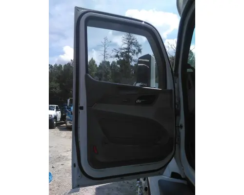 PETERBILT 579 2013-2022 DOOR ASSEMBLY, FRONT