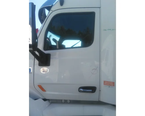 PETERBILT 579 2013-2022 DOOR ASSEMBLY, FRONT
