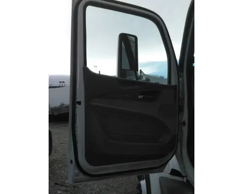 PETERBILT 579 2013-2022 DOOR ASSEMBLY, FRONT