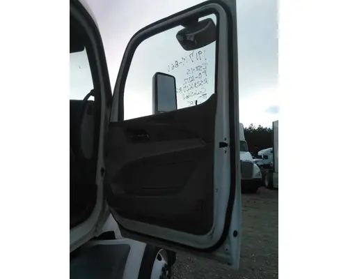 PETERBILT 579 2013-2022 DOOR ASSEMBLY, FRONT