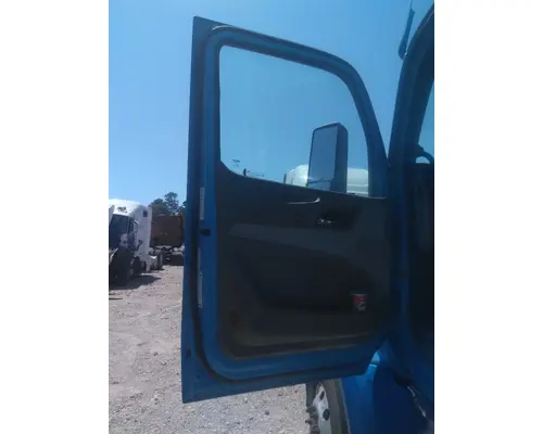PETERBILT 579 2013-2022 DOOR ASSEMBLY, FRONT