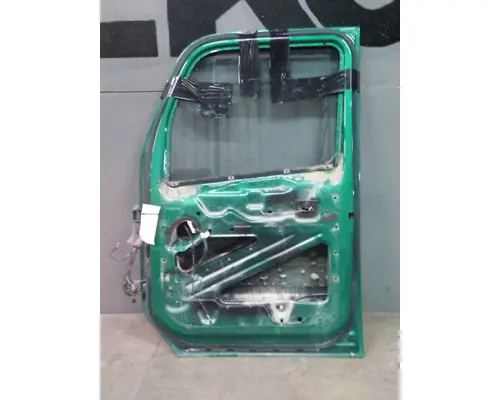 PETERBILT 579 2013-2022 DOOR ASSEMBLY, FRONT