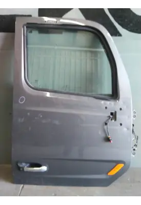 PETERBILT 579 2013-2022 DOOR ASSEMBLY, FRONT