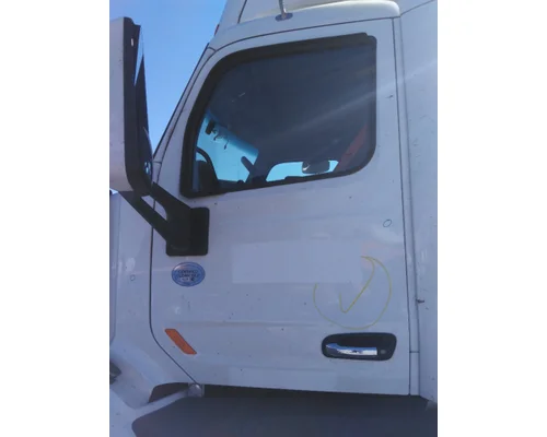 PETERBILT 579 2013-2022 DOOR ASSEMBLY, FRONT