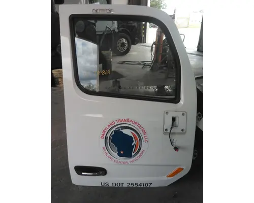 PETERBILT 579 2013-2022 DOOR ASSEMBLY, FRONT