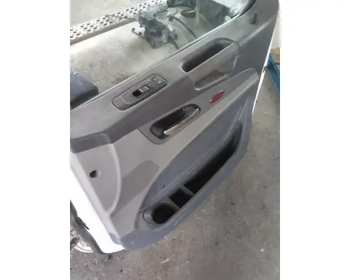 PETERBILT 579 2013-2022 DOOR ASSEMBLY, FRONT
