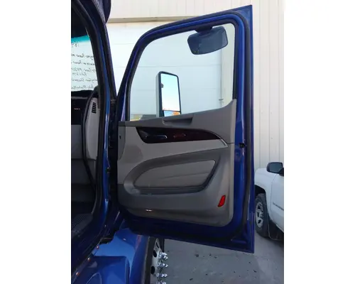 PETERBILT 579 2013-2022 DOOR ASSEMBLY, FRONT