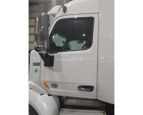 PETERBILT 579 2013-2022 DOOR ASSEMBLY, FRONT