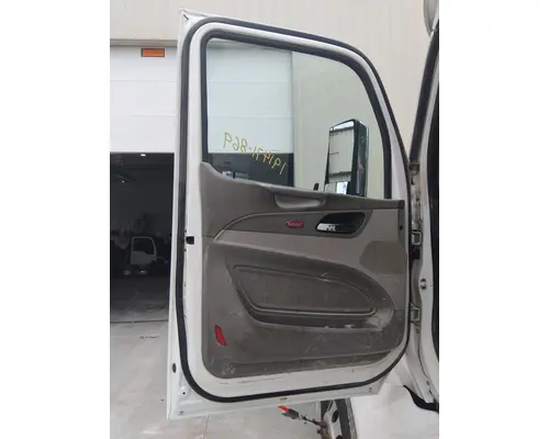 PETERBILT 579 2013-2022 DOOR ASSEMBLY, FRONT