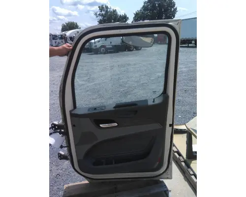 PETERBILT 579 2013-2022 DOOR ASSEMBLY, FRONT
