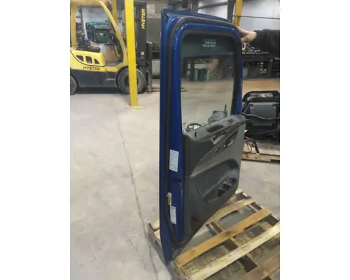 PETERBILT 579 2013-2022 DOOR ASSEMBLY, FRONT