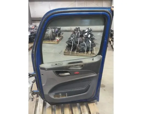 PETERBILT 579 2013-2022 DOOR ASSEMBLY, FRONT