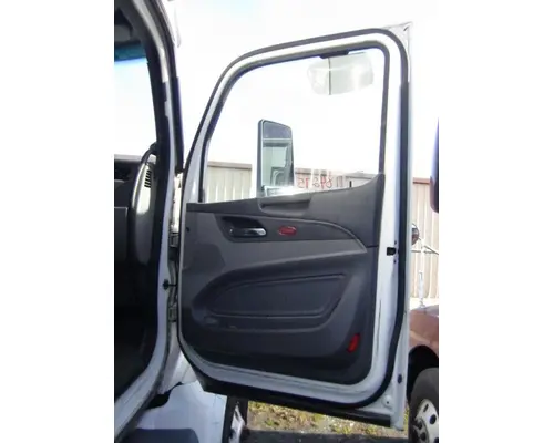 PETERBILT 579 2013-2022 DOOR ASSEMBLY, FRONT