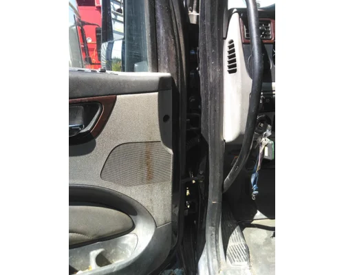 PETERBILT 579 2013-2022 DOOR ASSEMBLY, FRONT