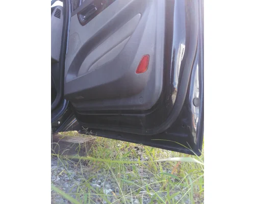 PETERBILT 579 2013-2022 DOOR ASSEMBLY, FRONT