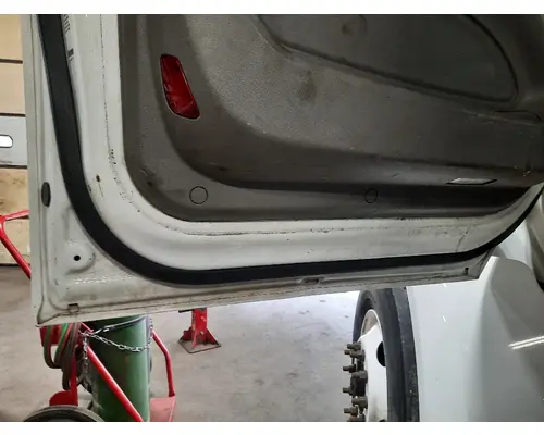 PETERBILT 579 2013-2022 DOOR ASSEMBLY, FRONT