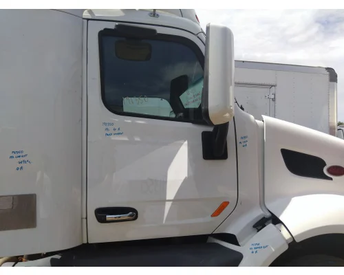 PETERBILT 579 2013-2022 DOOR ASSEMBLY, FRONT